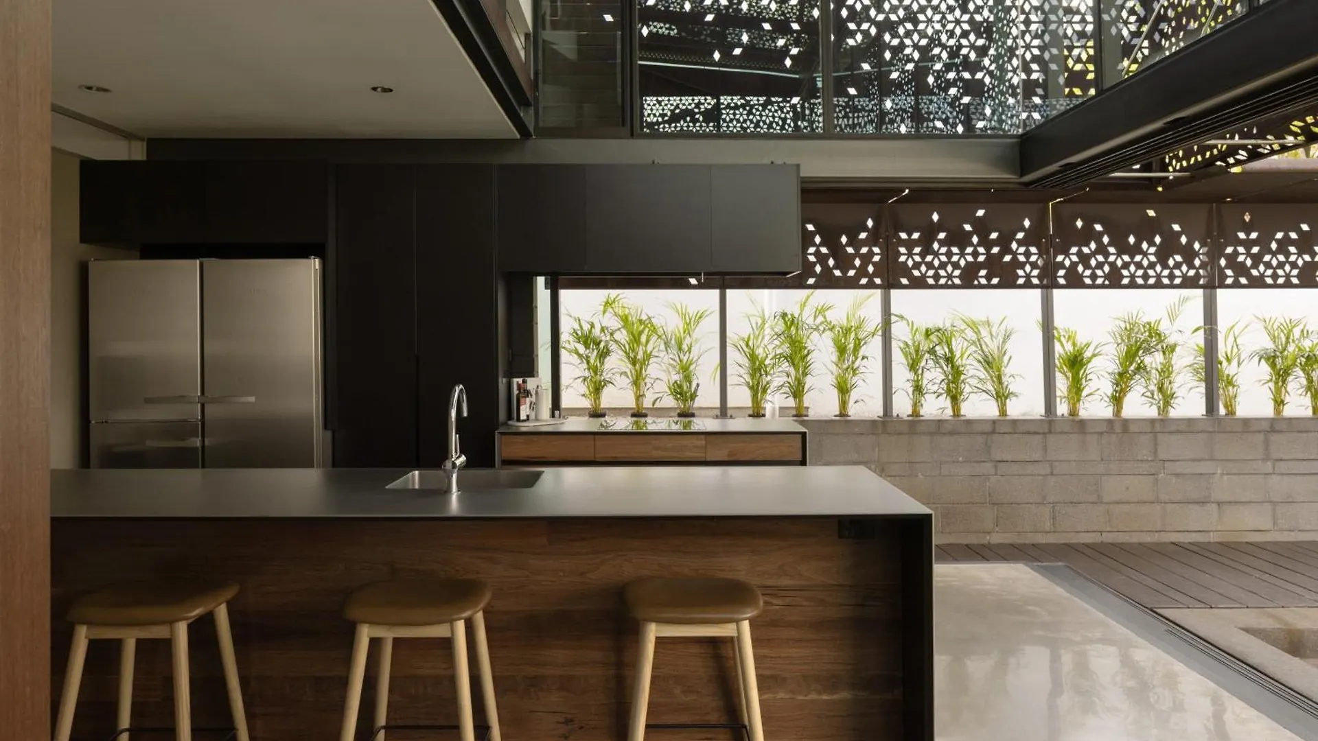 Inner City Haven Enviro-Luxury - With Free Parking Brisbane